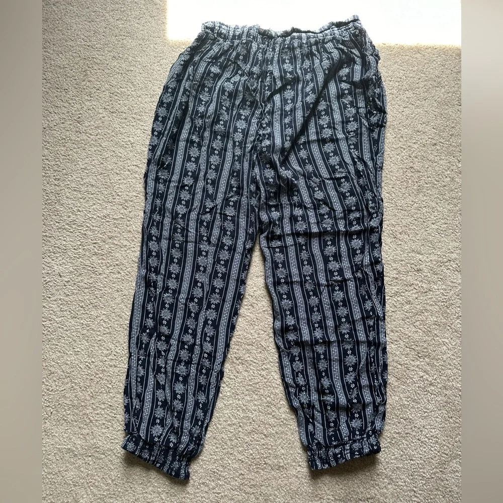 Navy Blue and White Patterned Women's Pants - Picture 8 of 10
